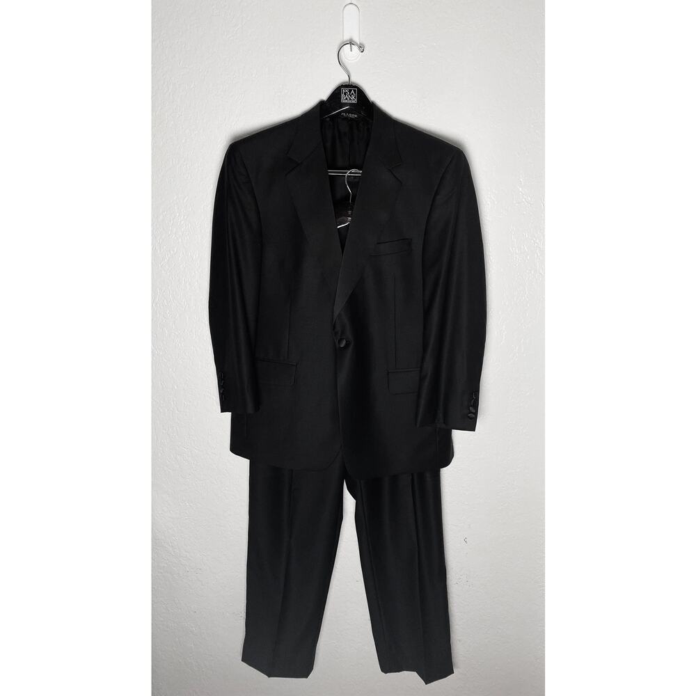 Jos. A. Bank Men's Signature Collection Tuxedo 2 Piece Black Formal‎ Classic
